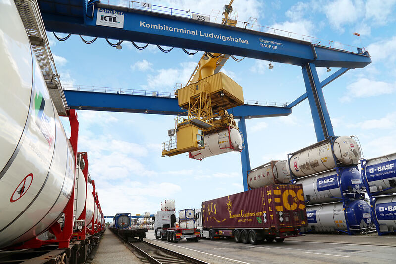 Deutschland – Spanien v.v. – Jetzt noch direkter